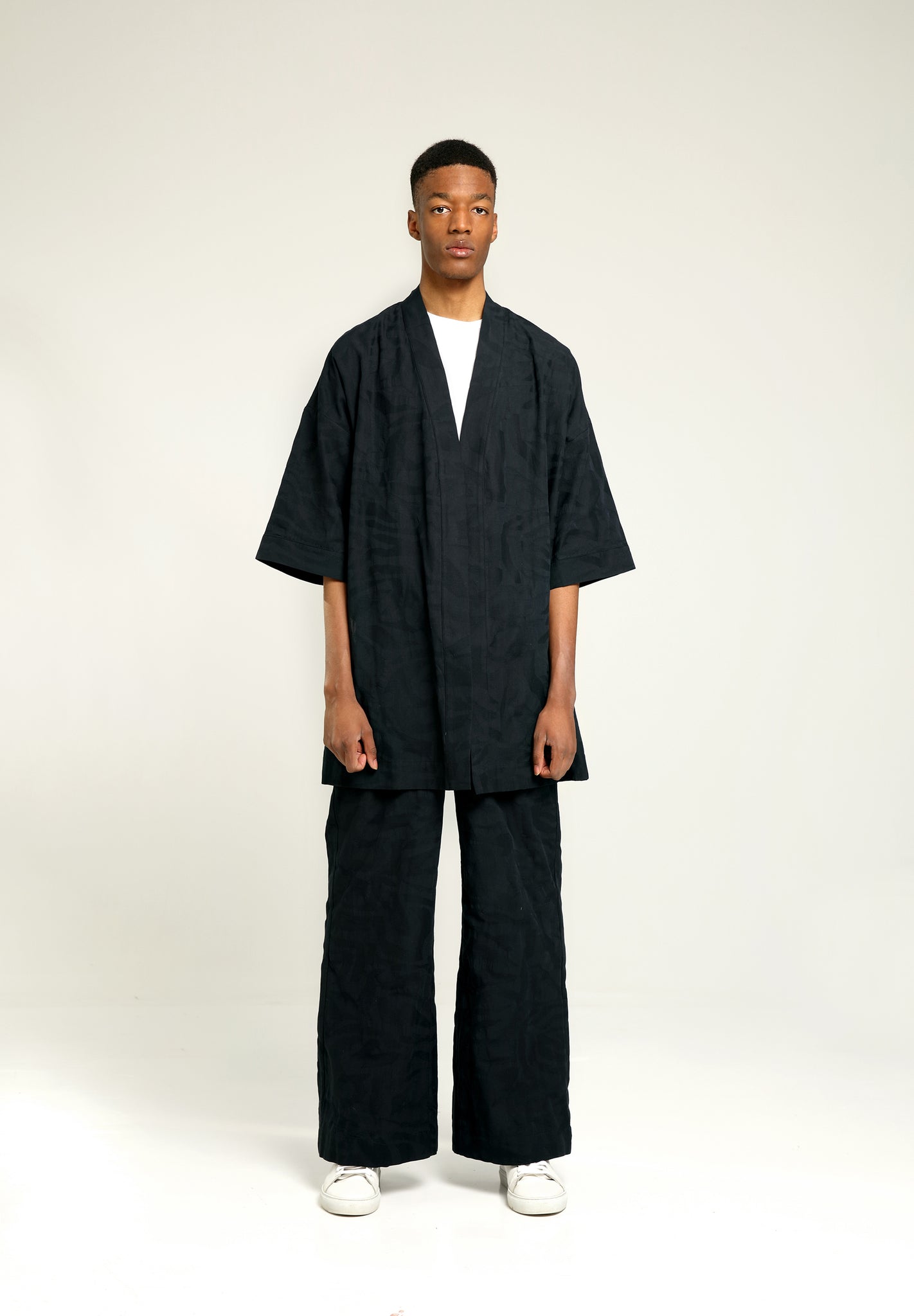 BAKER SHORT KIMONO WRAP JACKET -  Midnight blue punched cotton